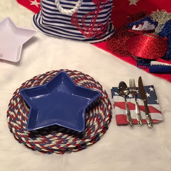 🇺🇸 4th of July 🇺🇸  15 Inch Round Placemats. 🇺🇸 Set of 4 🇺🇸 - Picture 10 of 13